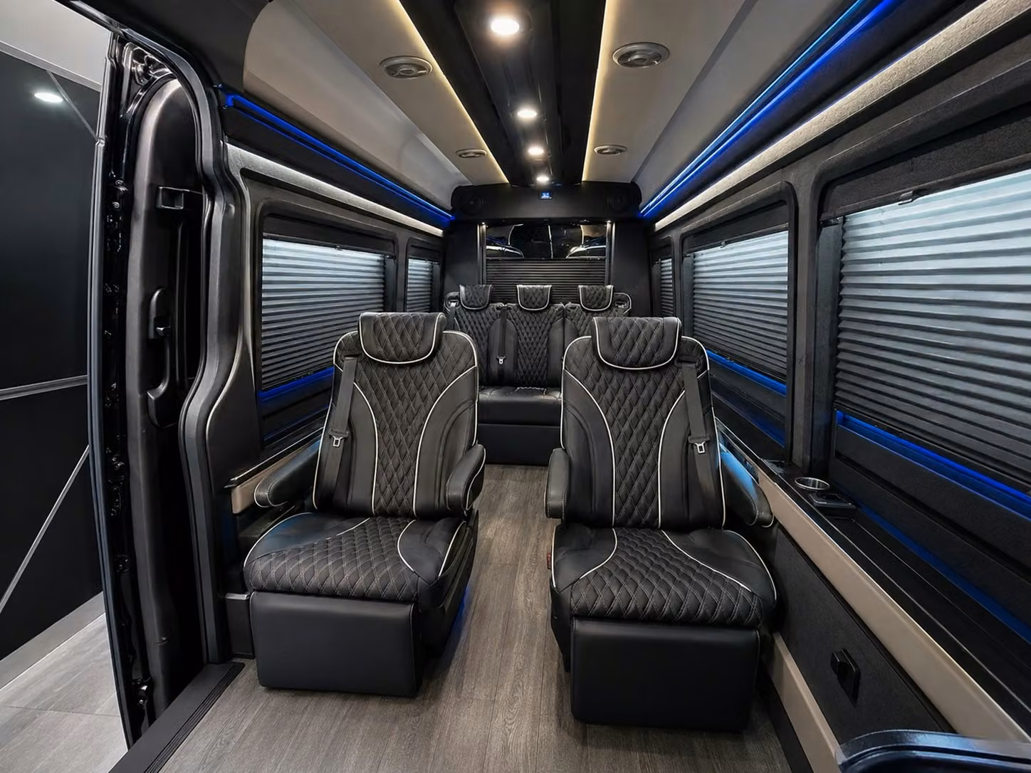 check these key details before booking your elizabeth airport transfer