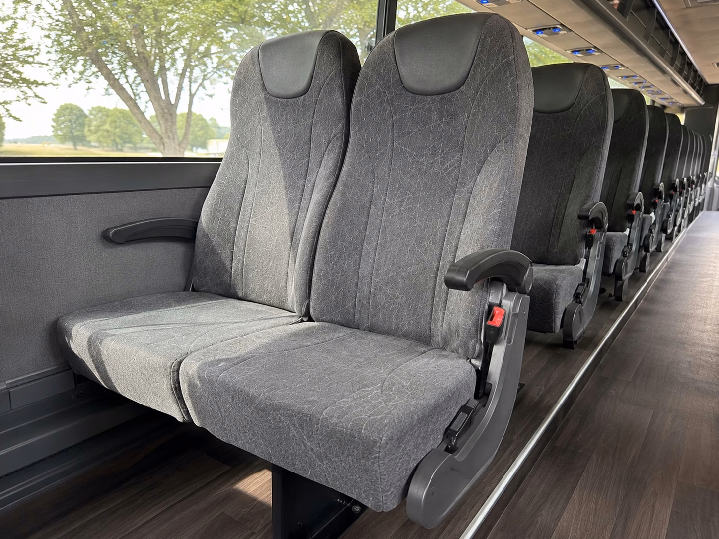 how the day of the week changes what a bus costs in elizabeth new jersey