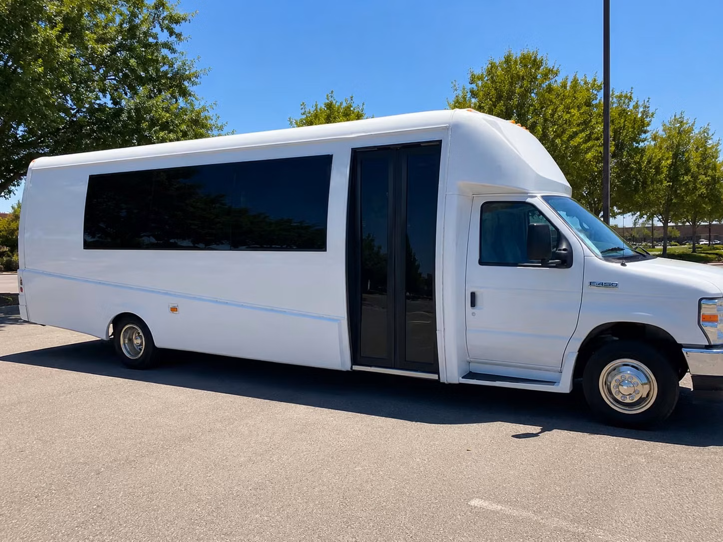 party buses for elizabeth prom night that keep the energy high all night long
